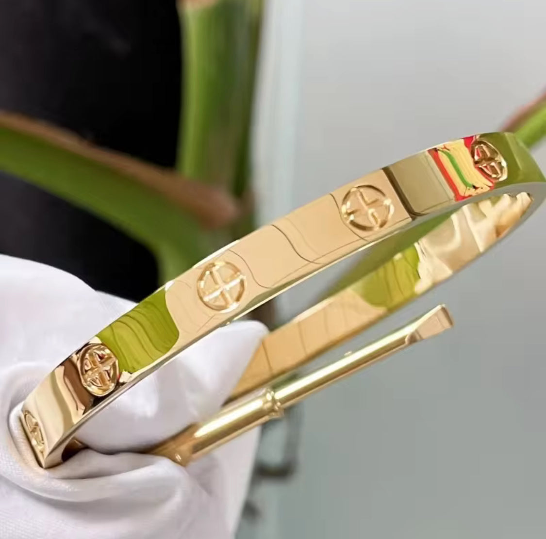 Screw Driver Bracelet